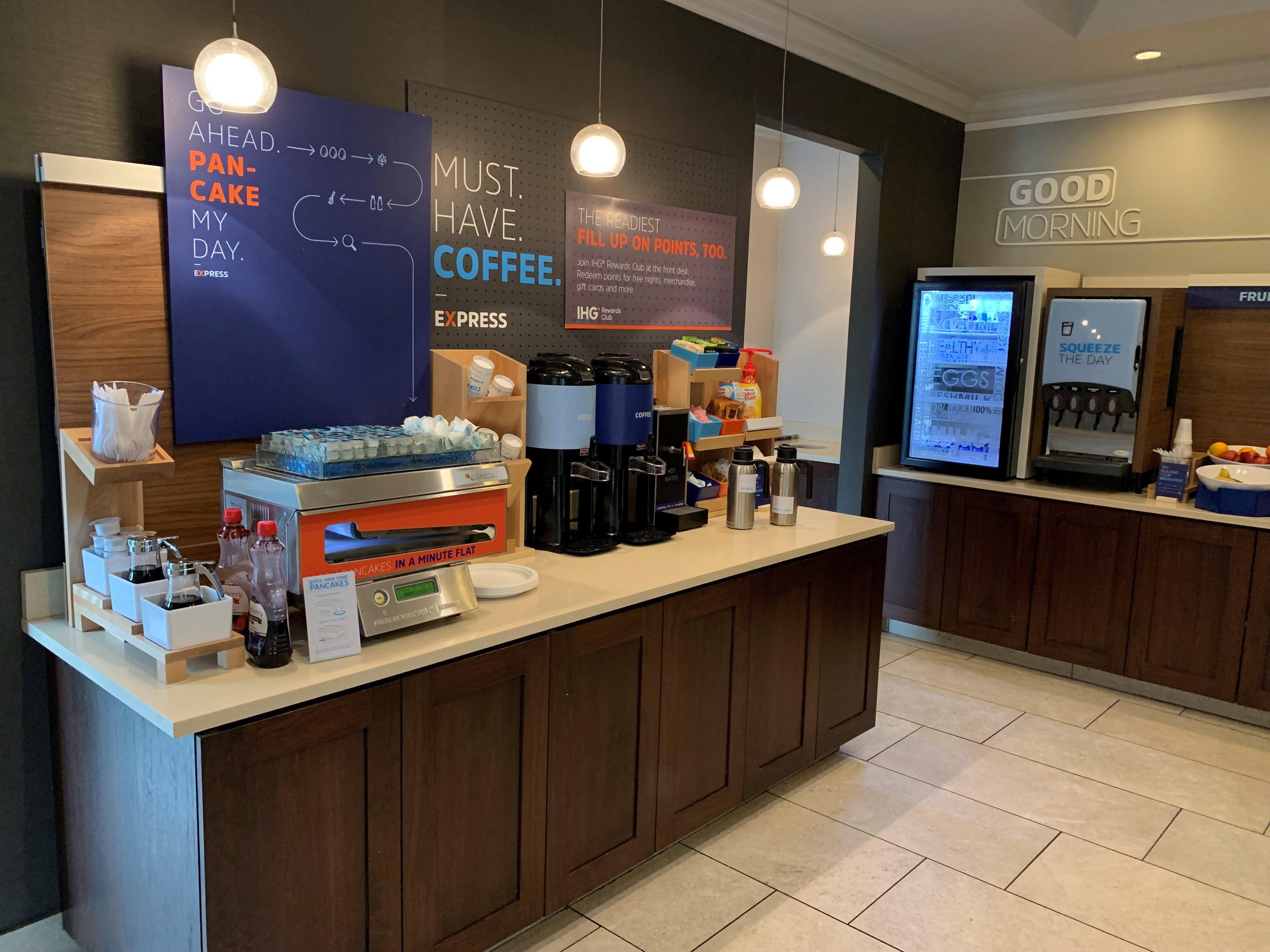 Holiday Inn Express Hotel & Suites St. Louis West-O'Fallon By Ihg Kültér fotó