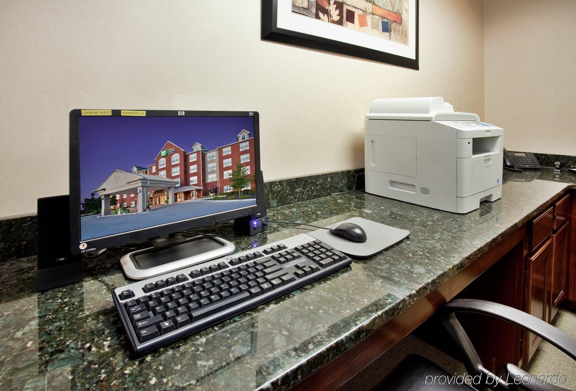 Holiday Inn Express Hotel & Suites St. Louis West-O'Fallon By Ihg Létesítmények fotó